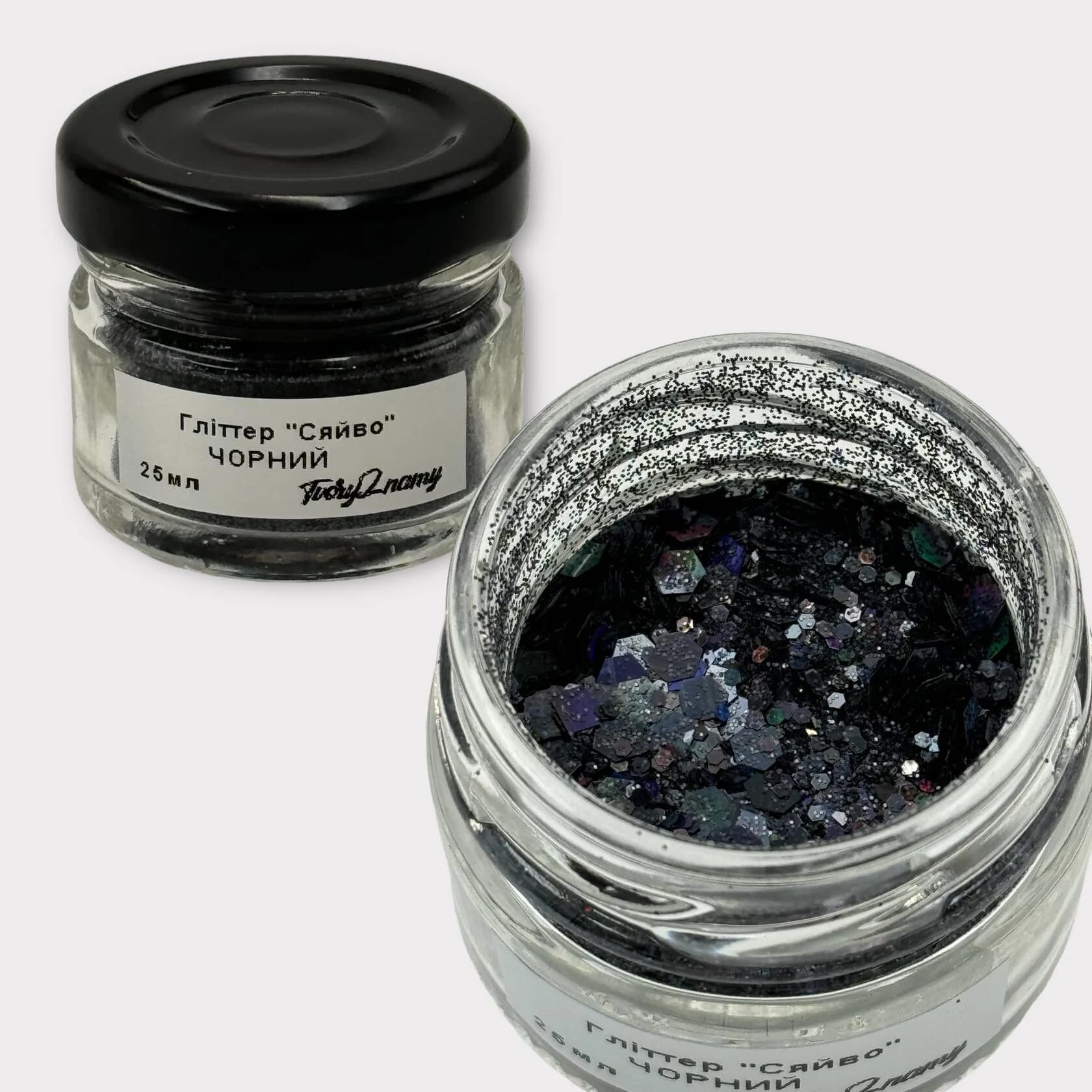 https://tvoryznamy.com/media/images/product/image_eQWCFhO.webp