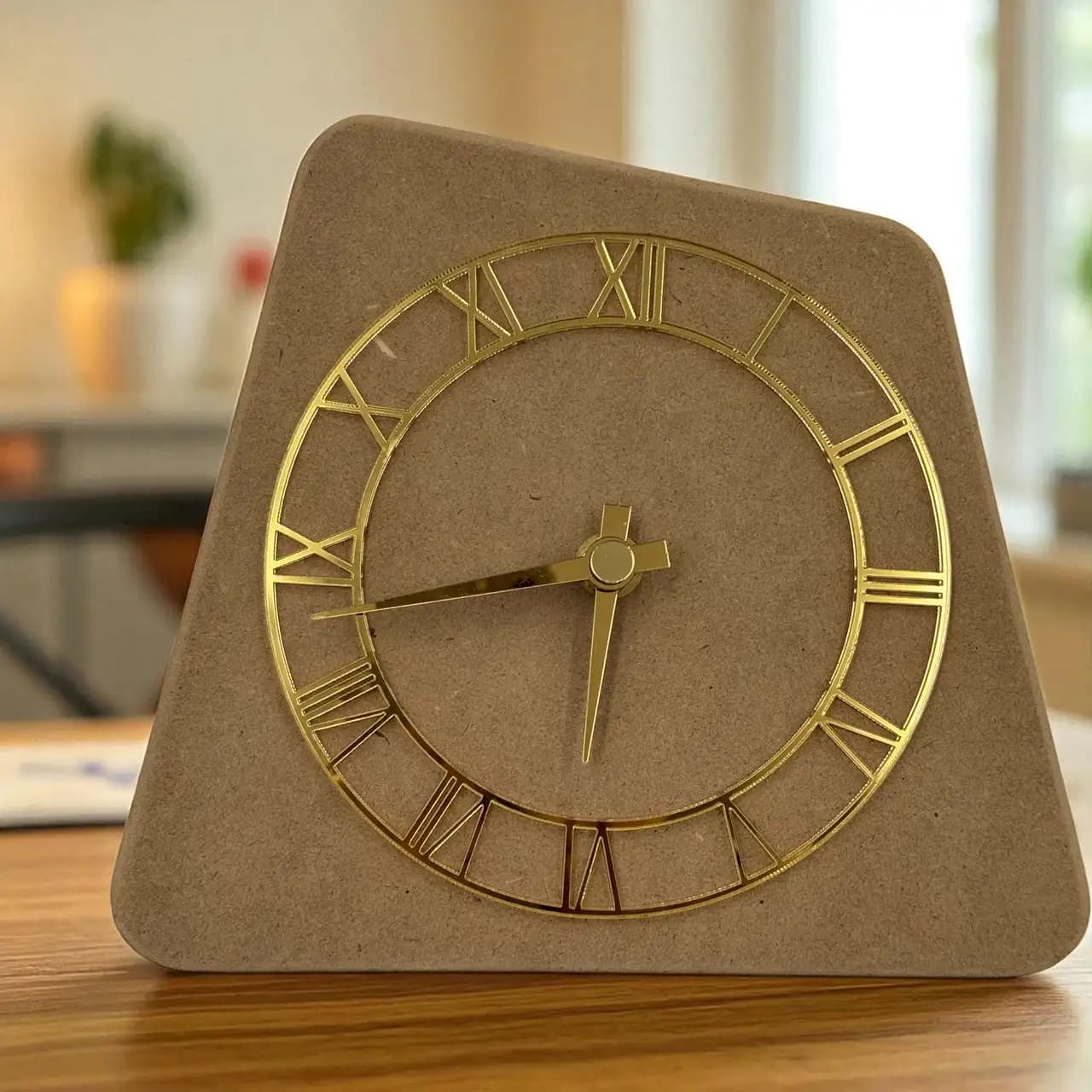 https://tvoryznamy.com/media/media/product/1758736664.2964835.image.webp