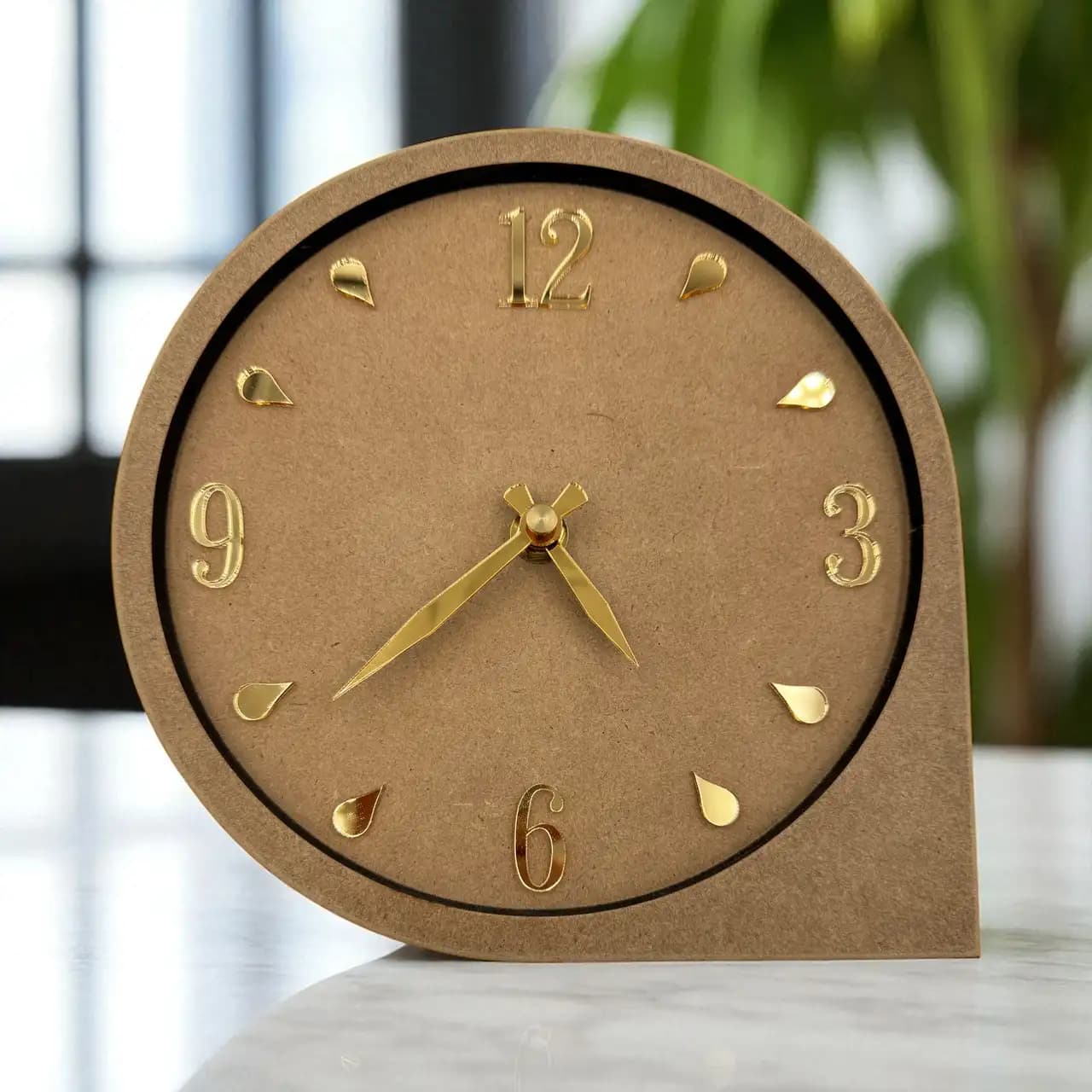 https://tvoryznamy.com/media/media/product/1758736725.092173.image.webp