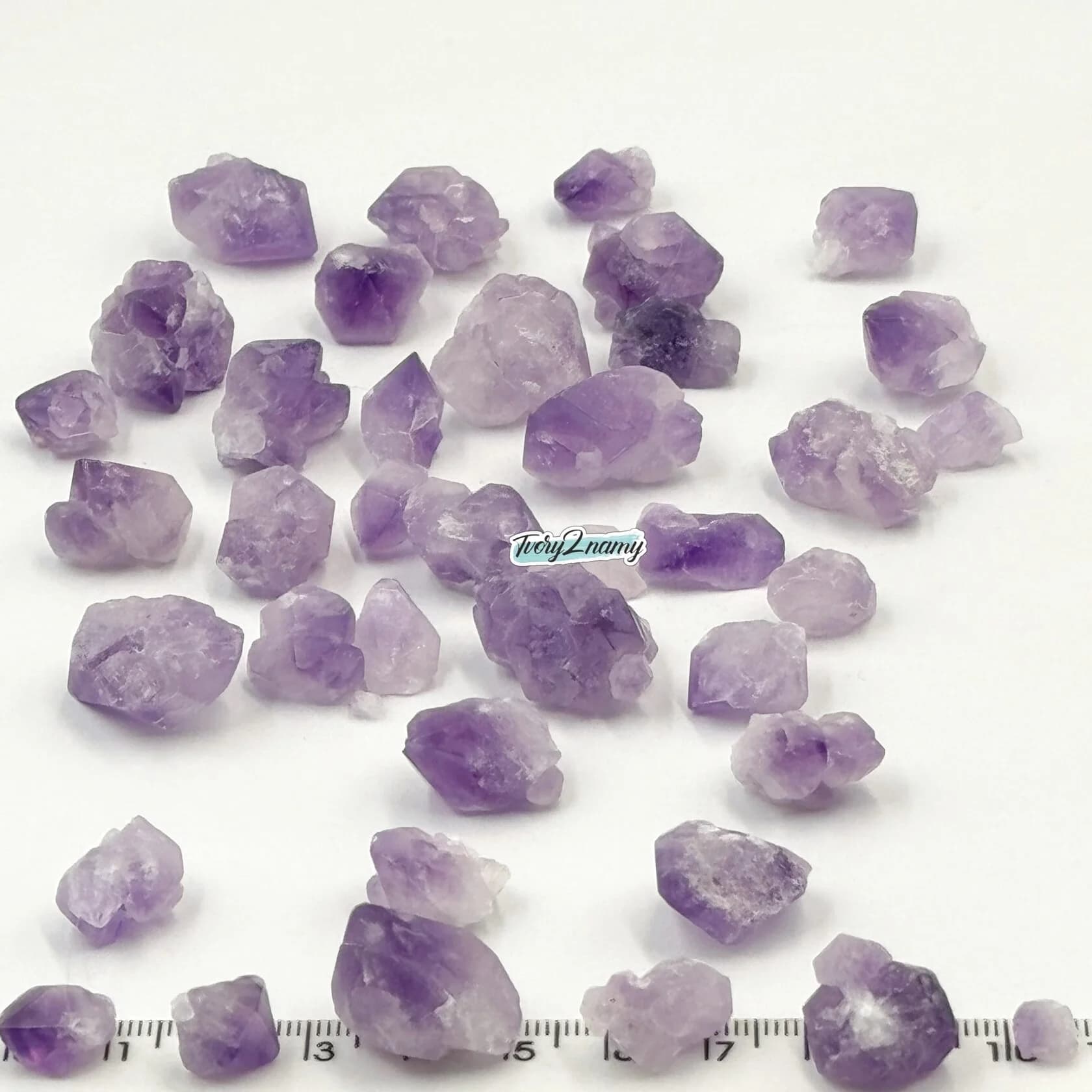 https://tvoryznamy.com/media/media/product/1758951899.2460704.image.webp