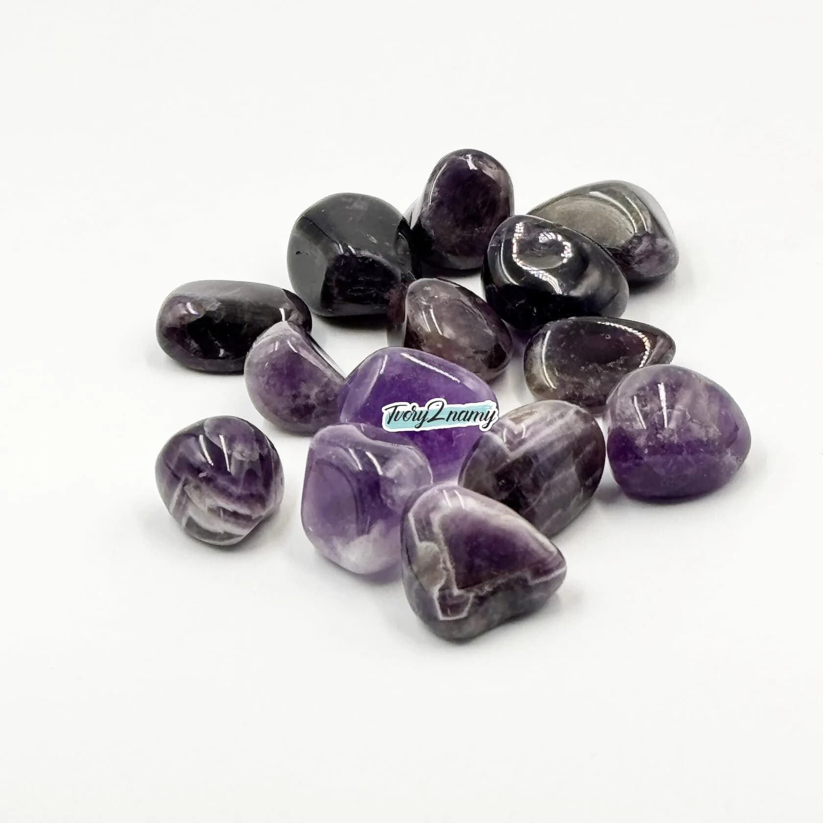 https://tvoryznamy.com/media/media/product/1761829542.378482.image.webp