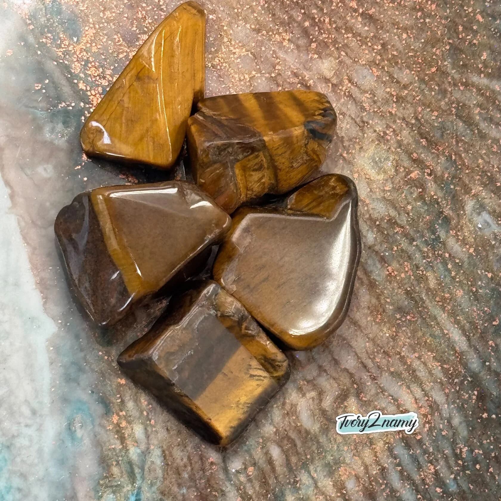 https://tvoryznamy.com/media/media/product/1761832616.172787.image.webp