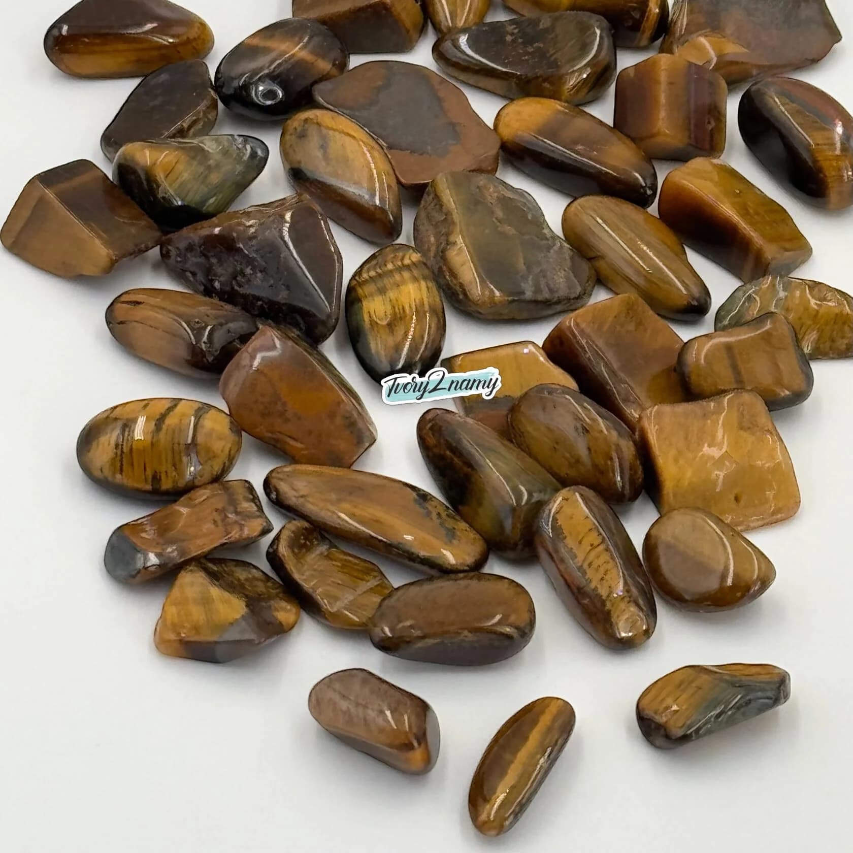https://tvoryznamy.com/media/media/product/1761901210.0076623.image.webp