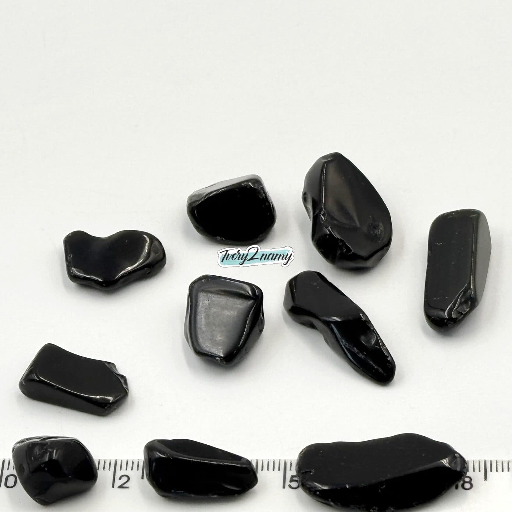 https://tvoryznamy.com/media/media/product/1761901902.5498998.image.jpeg