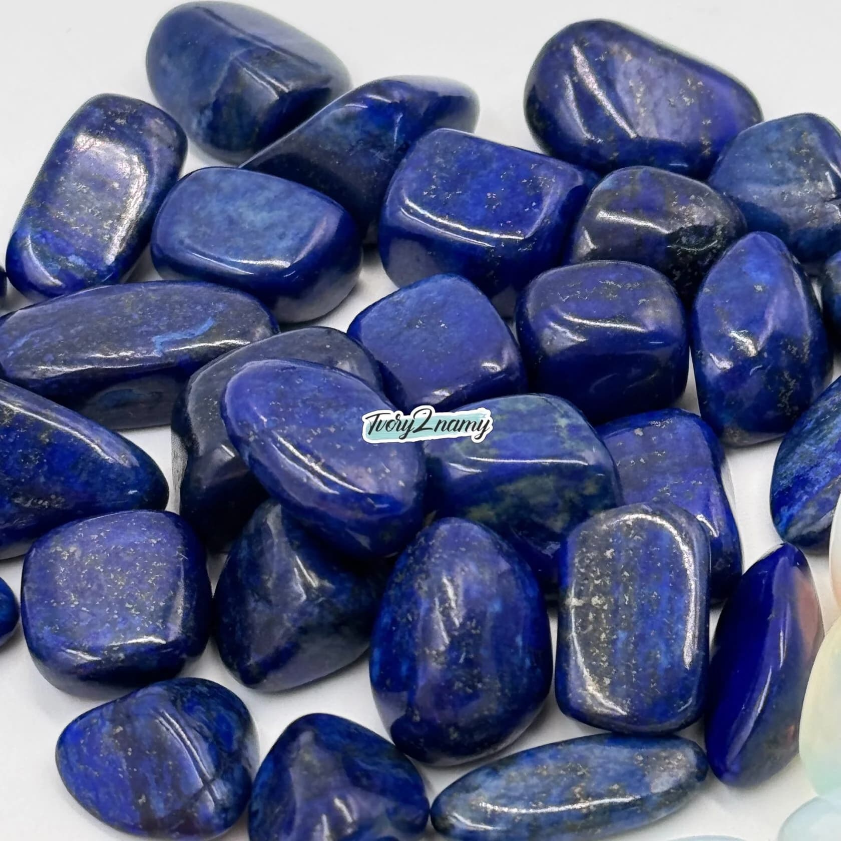 https://tvoryznamy.com/media/media/product/1761919609.862791.image.webp