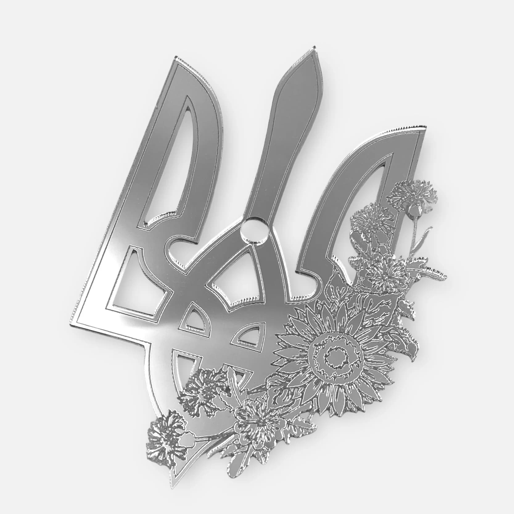 https://tvoryznamy.com/media/media/product/1763754951.473668.image.webp