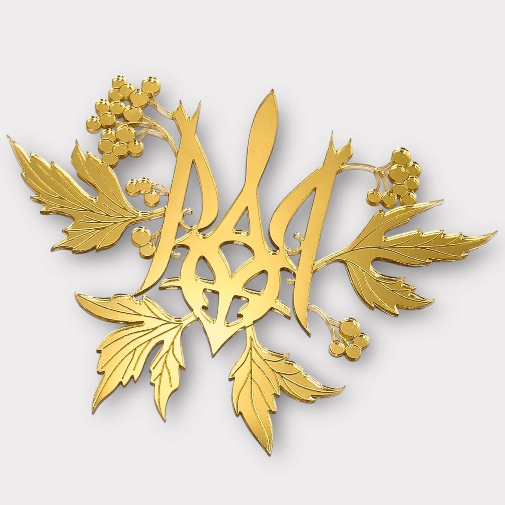 https://tvoryznamy.com/media/media/product/1763755134.3092294.image.webp