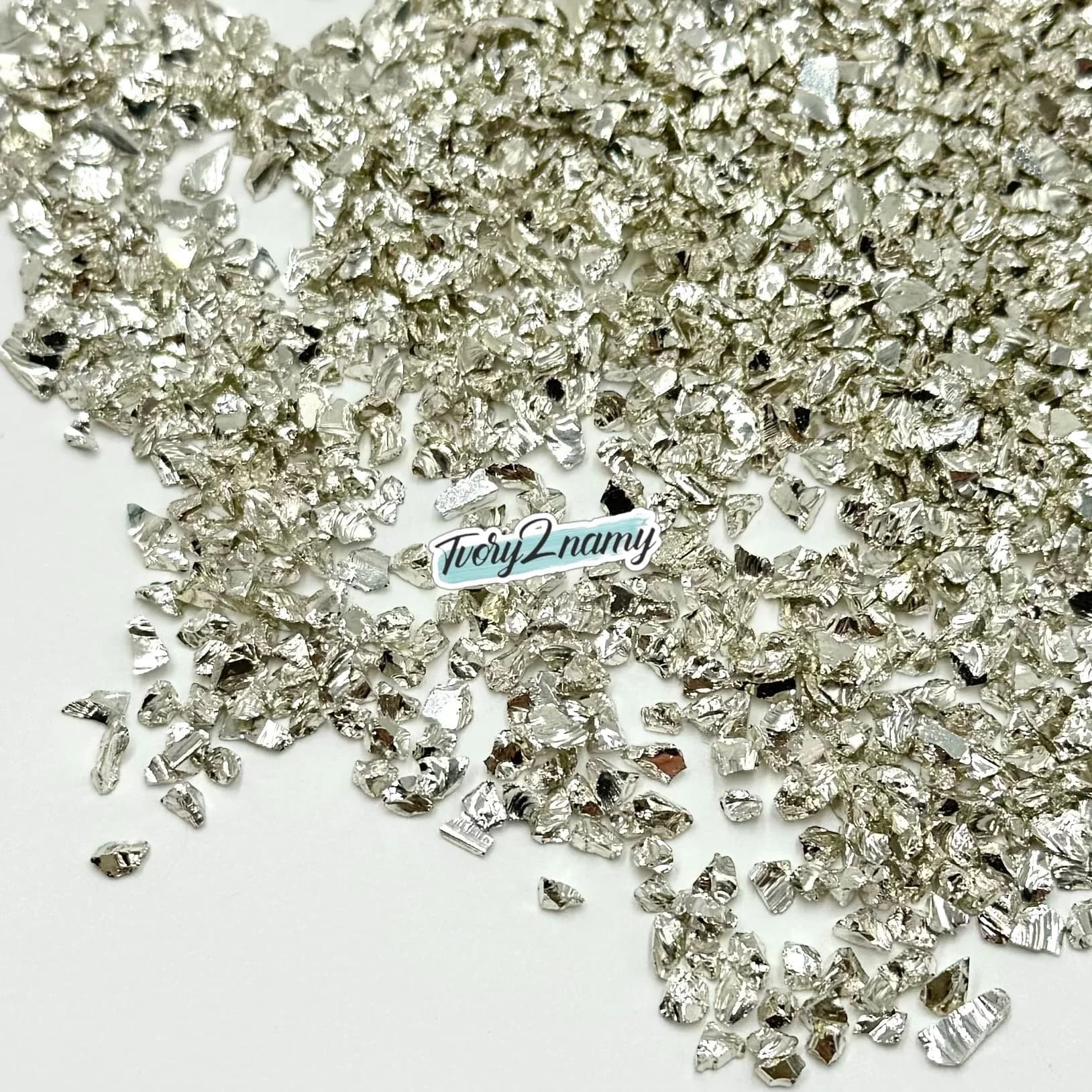 https://tvoryznamy.com/media/media/product/1758805390.0124552.image.jpeg