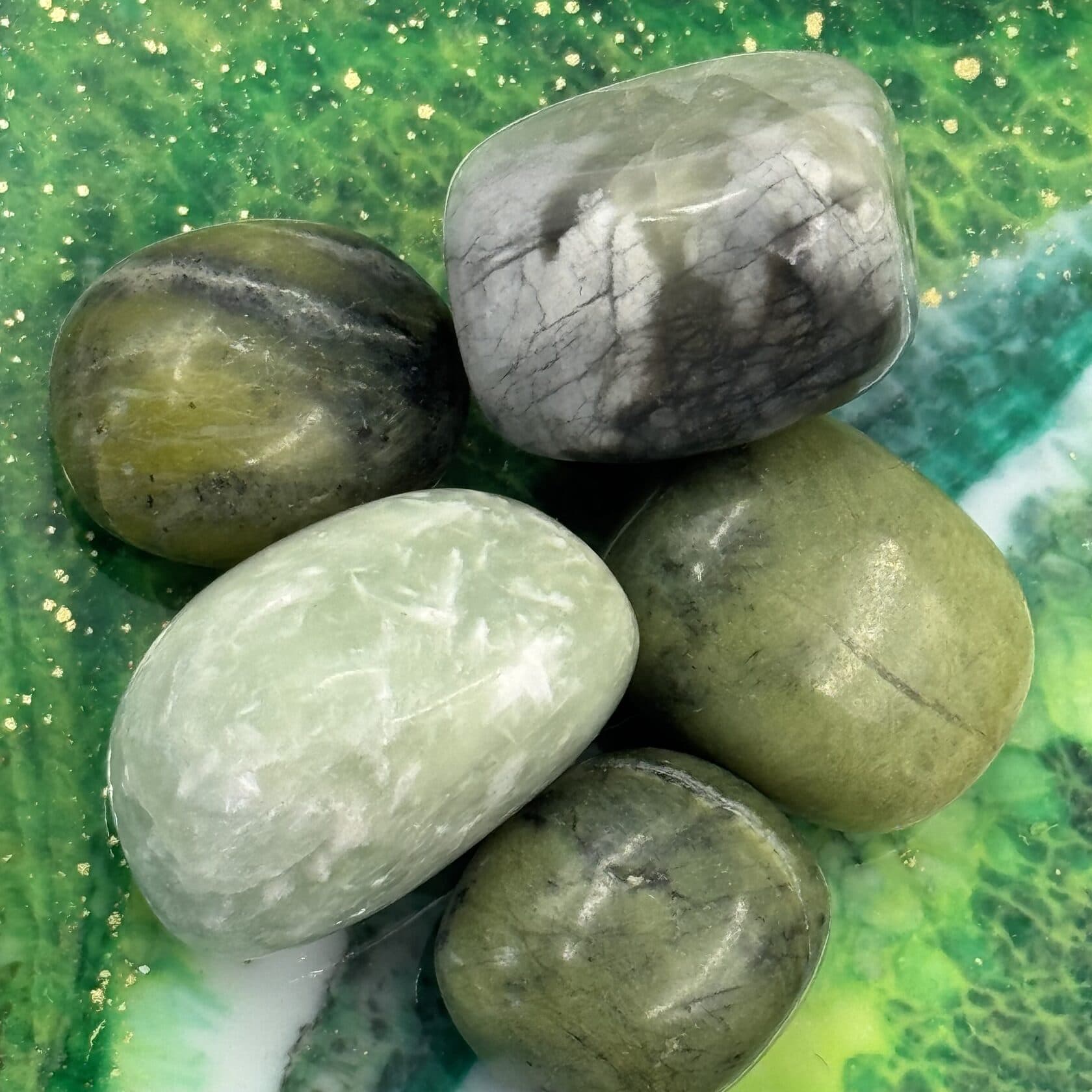 https://tvoryznamy.com/media/media/product/1761830124.8048694.image.jpeg
