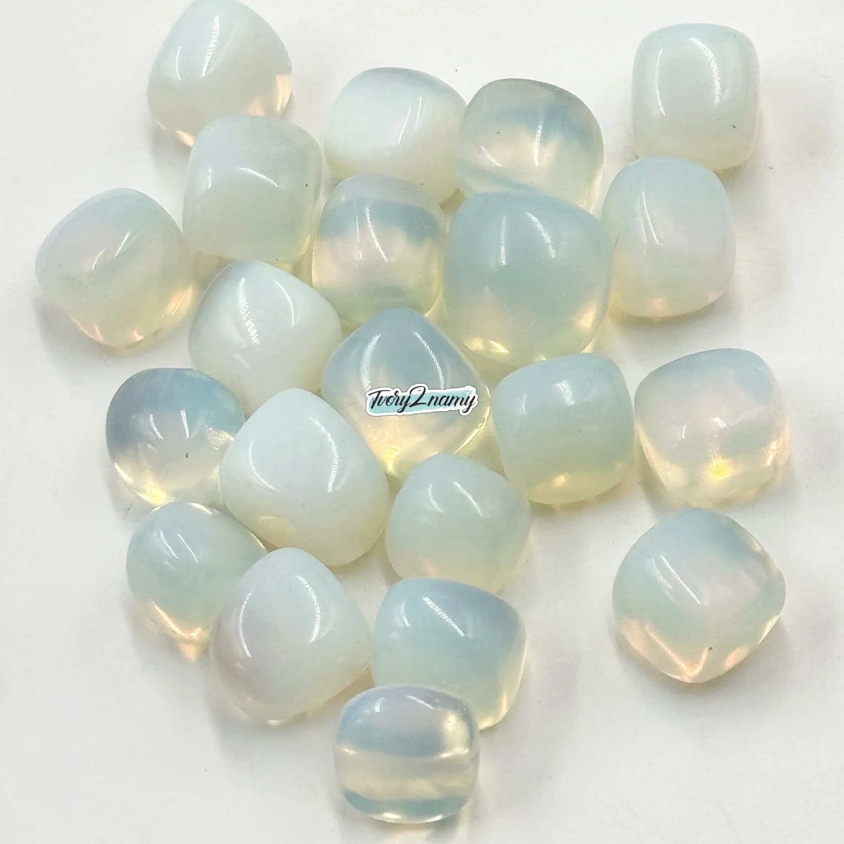 https://tvoryznamy.com/media/media/product/1761921285.0601976.image.webp