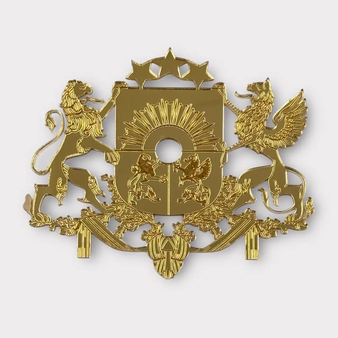 https://tvoryznamy.com/media/media/product/1763987386.7806387.image.webp
