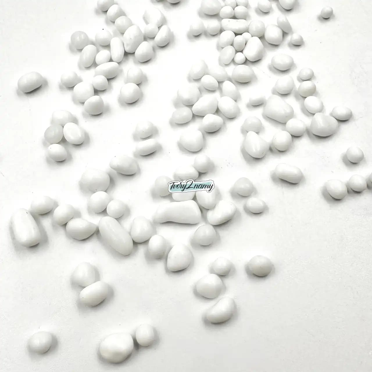 https://tvoryznamy.com/media/media/product/5A2CC010-EBC0-4945-854C-ECC8AE203F8C_2.webp