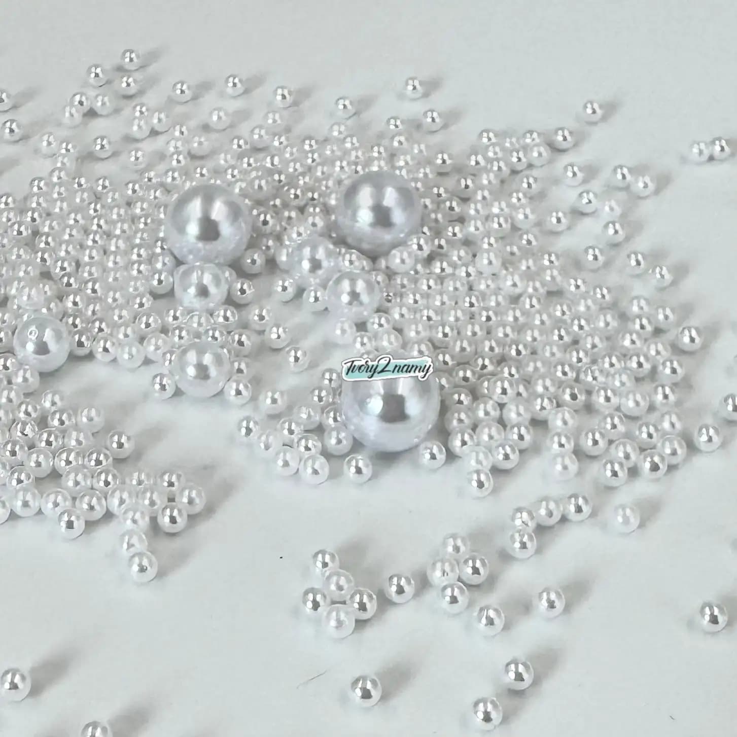 https://tvoryznamy.com/media/media/product/AC4BFFA0-2F30-42CD-AEBB-2366813DC27B.webp